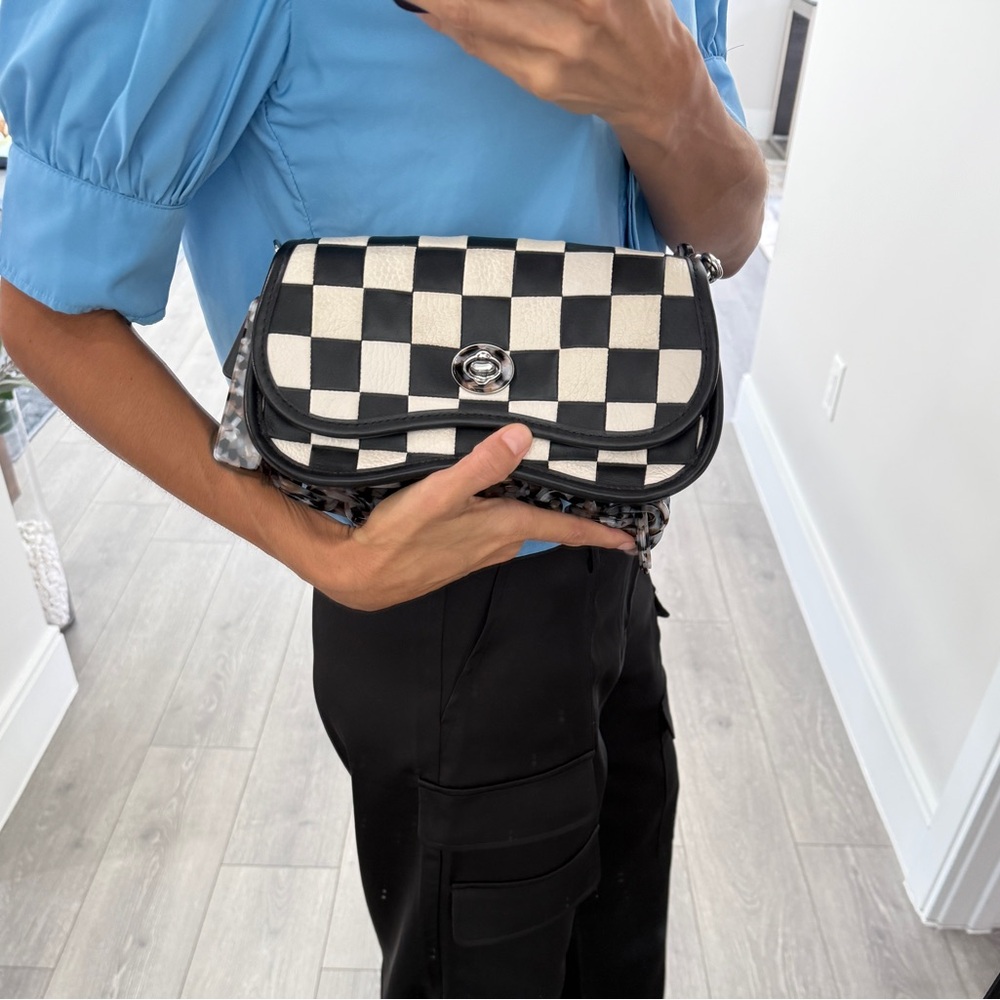 Stylish Checkered Shoulder Bag